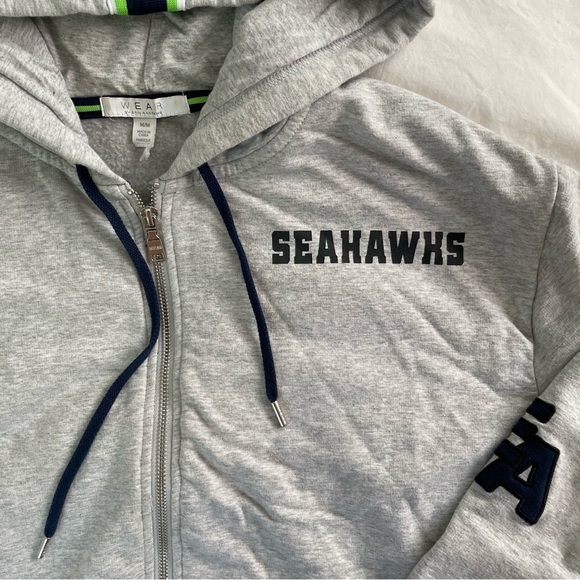 Seahawks Women’s Gray Zip Hoodie - Picture 2 of 6